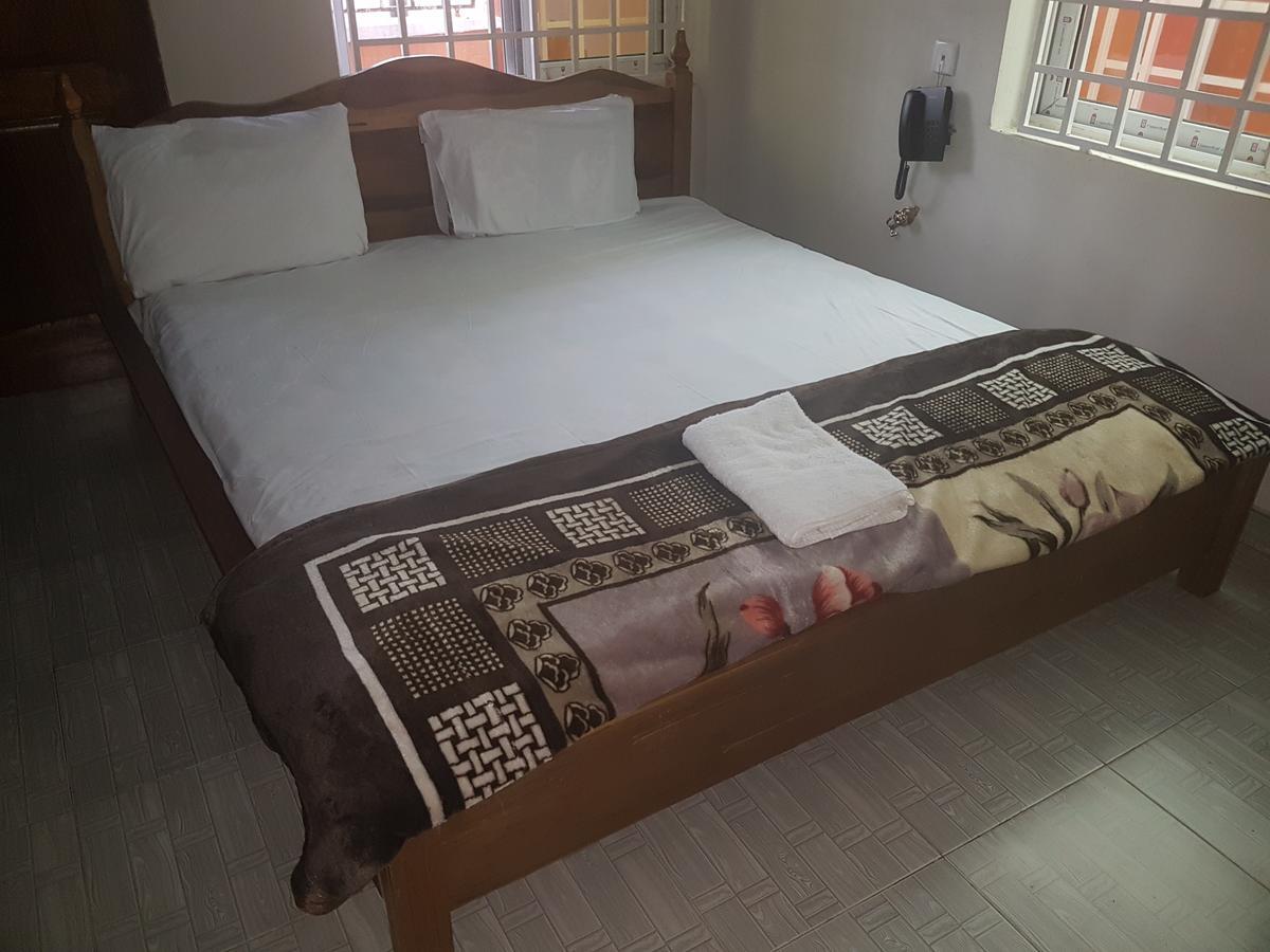 Jostev Hotel Kumasi Extérieur photo