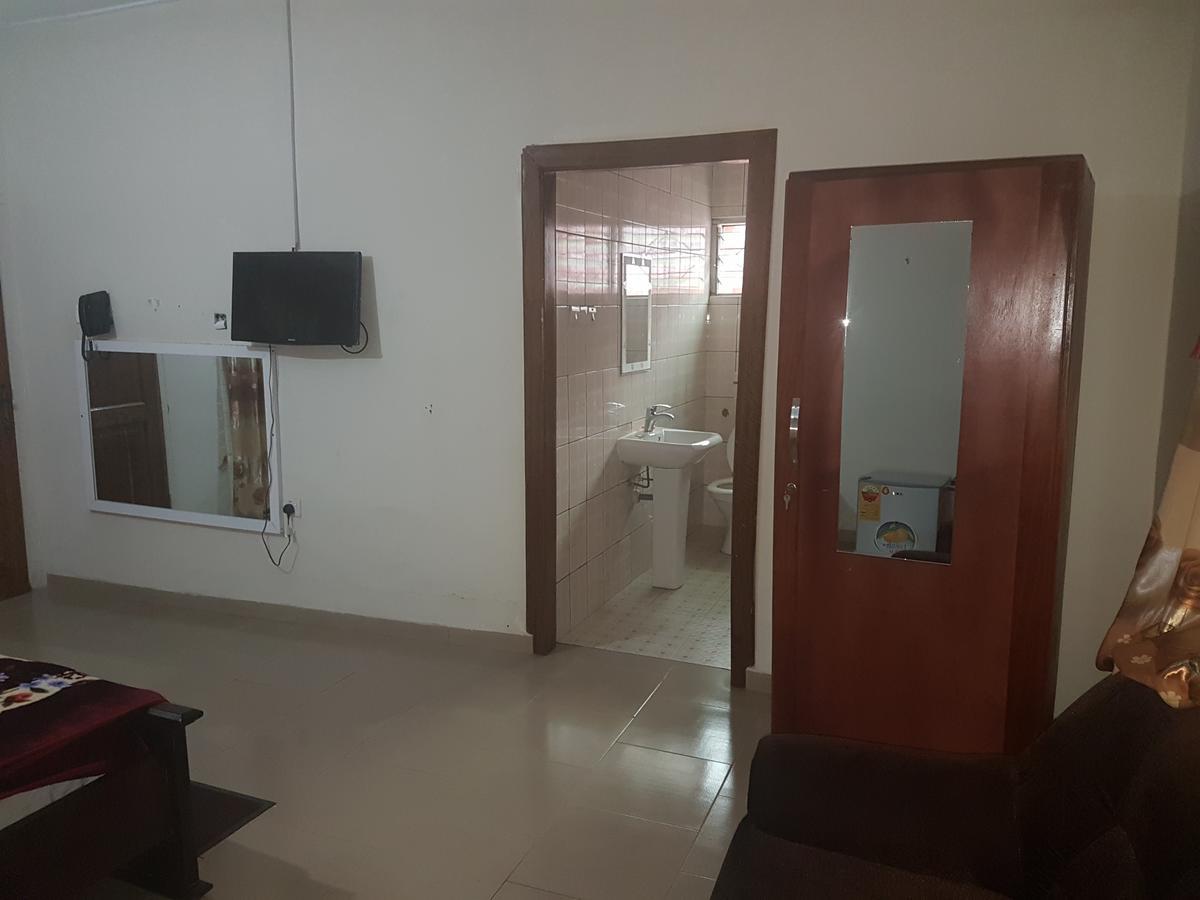 Jostev Hotel Kumasi Extérieur photo